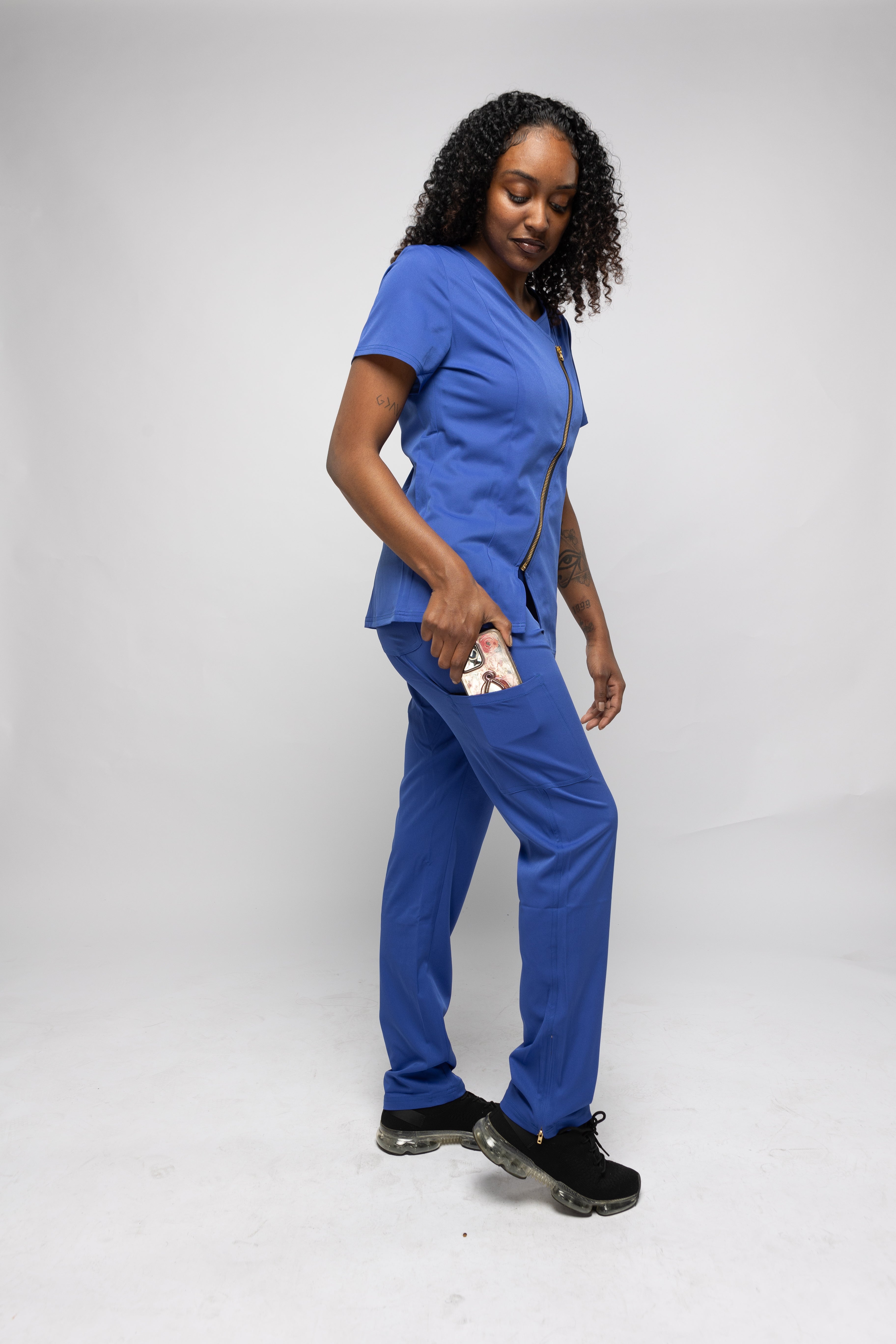 GENESIS ELITE: DIAGONAL ZIP SCRUB SET